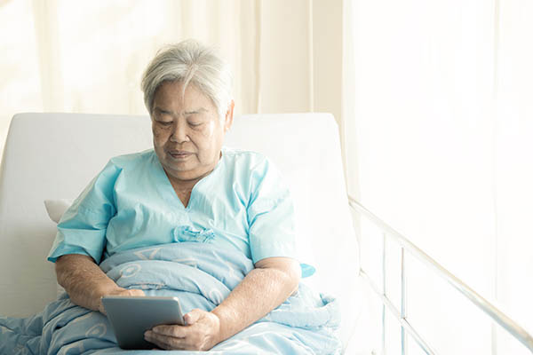 Patient with tablet